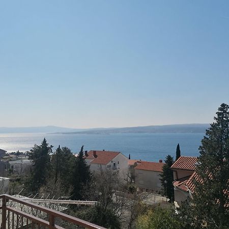Apartments Olgi - Free Parking Crikvenica Bagian luar foto