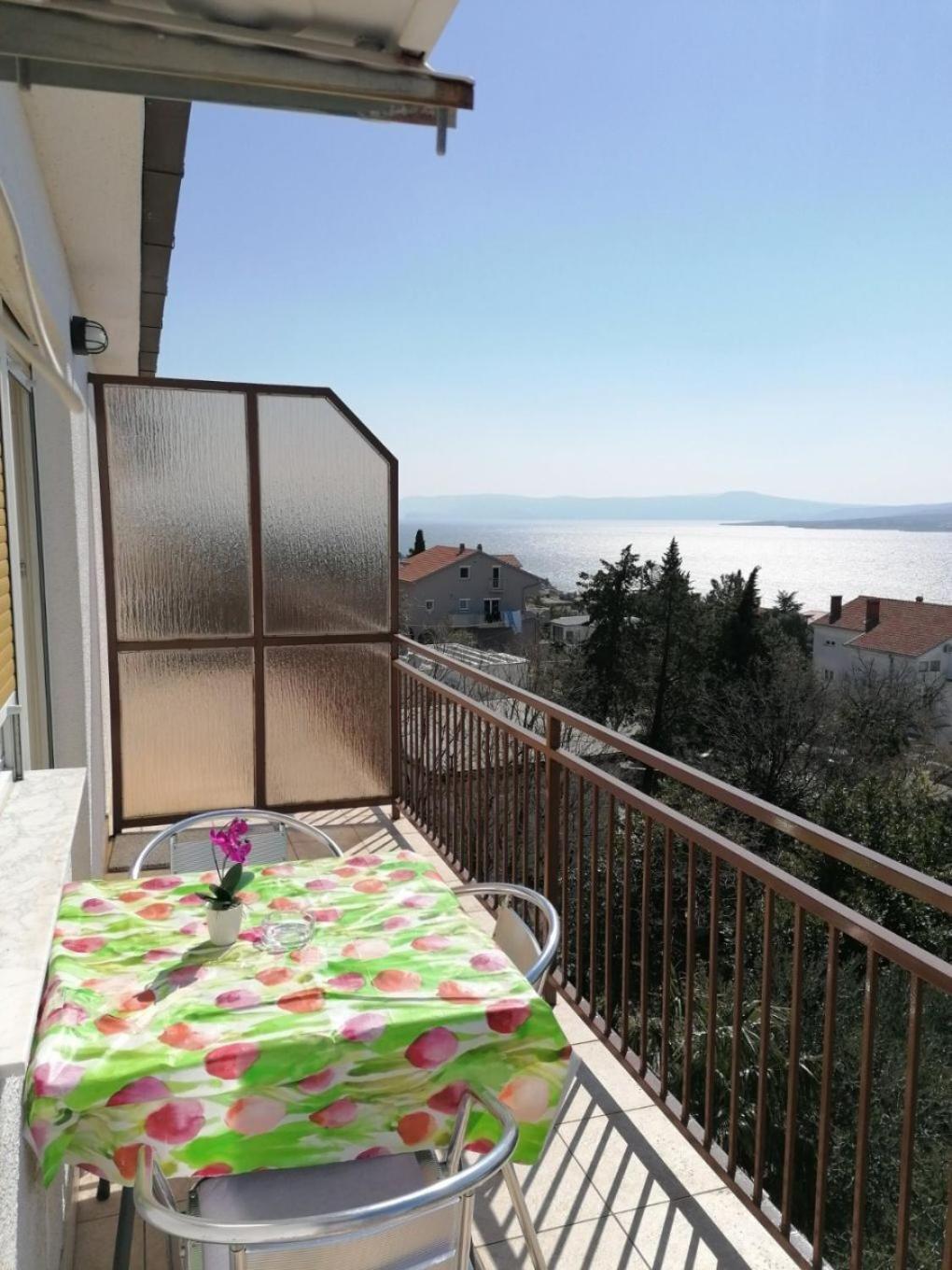 Apartments Olgi - Free Parking Crikvenica Bagian luar foto